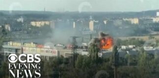 More than a dozen dead after Russia attacks Ukrainian mall
