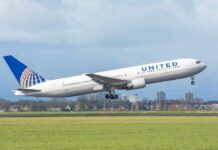 ‘Hijack’ Messages Spark Midair Panic United Airlines jet taking off from runway