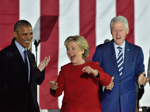 shutterstock_513636580 (1).jpg featured image Barack Obama, Hillary Clinton, Bill Clinton at an event.